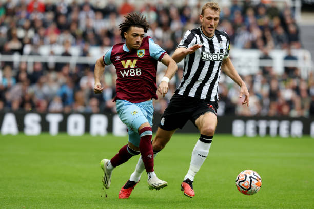 尽管米兰与 尽管米兰与